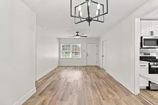 6139 Westover St, Houston, TX 77033 - Photo 7