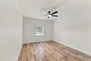6139 Westover St, Houston, TX 77033 - Photo 13