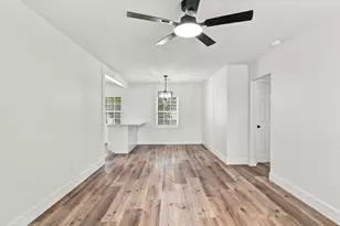 6139 Westover St, Houston, TX 77033 - Photo 5