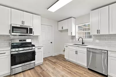 6139 Westover Street, Houston, TX 77033 - Photo 9