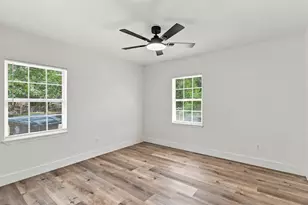 6139 Westover St, Houston, TX 77033 - Photo 19