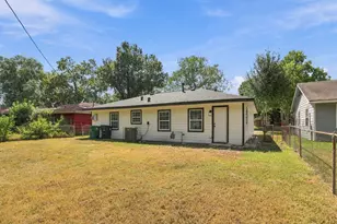 6139 Westover St, Houston, TX 77033 - Photo 23