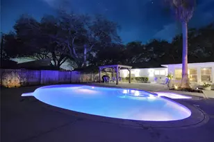 2619 Stoney Brook Dr, Houston, TX 77063 - Photo 25