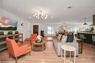 2619 Stoney Brook Dr, Houston, TX 77063 - Photo 5