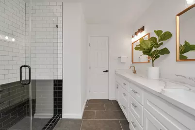 2619 Stoney Brook Drive, Houston, TX 77063 - Photo 17