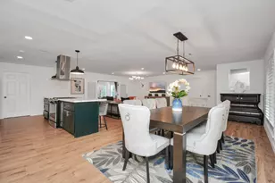 2619 Stoney Brook Dr, Houston, TX 77063 - Photo 9