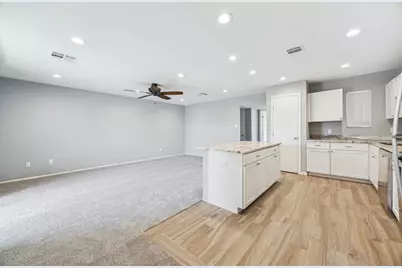 5005 Georgi Lane #49, Houston, TX 77092 - Photo 7