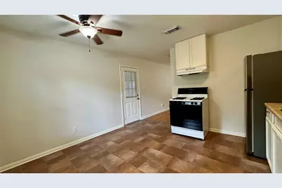 1107 Callahan Avenue, Conroe, TX 77301 - Photo 9