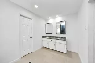 10119 Sageglow Dr, Houston, TX 77089 - Photo 29