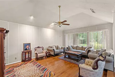 319 S Rivershire Drive, Conroe, TX 77304 - Photo 21
