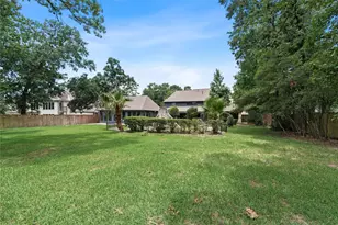 319 S Rivershire Dr, Conroe, TX 77304 - Photo 45