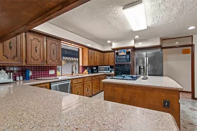 319 S Rivershire Drive, Conroe, TX 77304 - Photo 25
