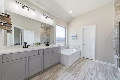 30302 Iris Circle Court, Brookshire, TX 77423 - Photo 11