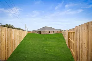 2265 N Post Oak Cir, Dayton, TX 77535 - Photo 31