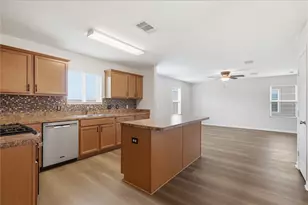 10223 Dawson Hill Lane, Houston, TX 77044 - Photo 17