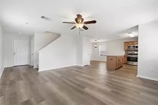 10223 Dawson Hill Lane, Houston, TX 77044 - Photo 9