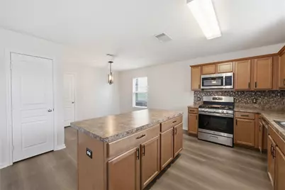 10223 Dawson Hill Lane, Houston, TX 77044 - Photo 13