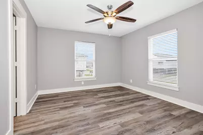 336 Ling Street, Bayou Vista, TX 77563 - Photo 15