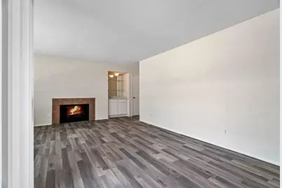 6633 W Airport Boulevard #916, Houston, TX 77035 - Photo 9