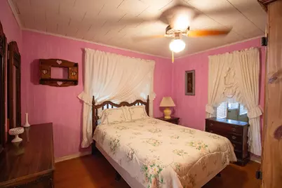 1406 S Austin Street, Brenham, TX 77833 - Photo 13