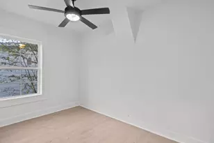 2027 Scott St, La Marque, TX 77568 - Photo 19