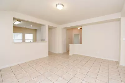 15502 Hensen Creek Drive, Houston, TX 77086 - Photo 11