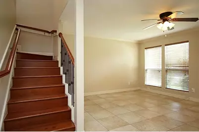 5228 Woodlawn Place, Bellaire, TX 77401 - Photo 17