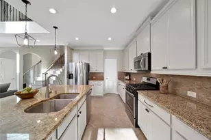 2643 Cedar Path Ln, Conroe, TX 77385 - Photo 9