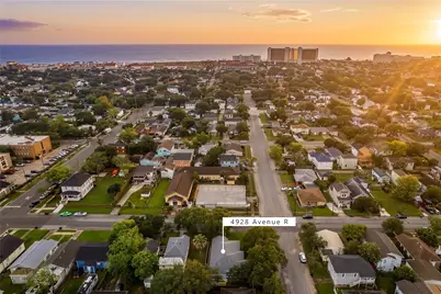 4928 Avenue R, Galveston, TX 77551 - Photo 1