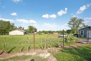 109 2nd St, Center Point, TX 78010 - Photo 9