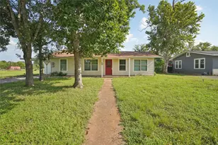 109 2nd St, Center Point, TX 78010 - Photo 11
