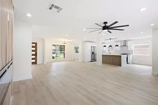 5514 Cheena Dr, Houston, TX 77096 - Photo 9