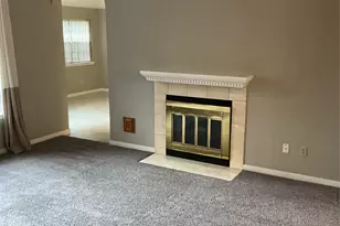 1110 Mabry Mill Rd, Houston, TX 77062 - Photo 11