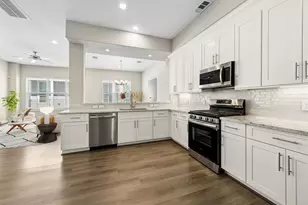 603 Link Rd, Houston, TX 77009 - Photo 13
