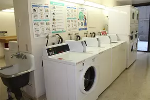 255 S Hill St, Los Angeles, CA 90012 - Photo 21