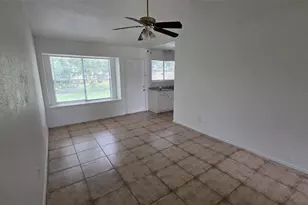 5150 Prairie Ridge Rd, Houston, TX 77053 - Photo 5