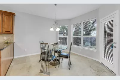 14906 Windsor Manor, Houston, TX 77069 - Photo 11