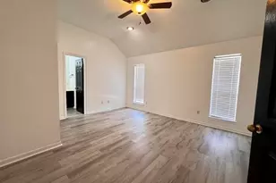 211 S 5th 1/2 St, Nederland, TX 77627 - Photo 11