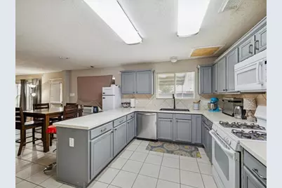 2515 Liza Court, Spring, TX 77388 - Photo 7