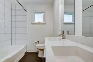 1202 Shadeland Dr, Houston, TX 77043 - Photo 7