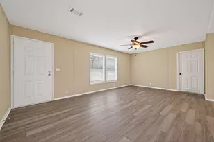 15933 W Relza Dr, Splendora, TX 77372 - Photo 11