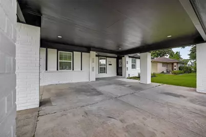 8755 Cowart Street, Houston, TX 77029 - Photo 3