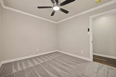 8755 Cowart Street, Houston, TX 77029 - Photo 29