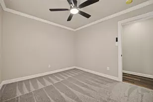 8755 Cowart St, Houston, TX 77029 - Photo 29