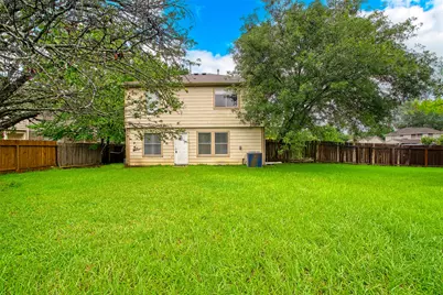 6703 Ashland Forest Drive, Houston, TX 77088 - Photo 15