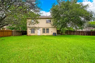 6703 Ashland Forest Dr, Houston, TX 77088 - Photo 15