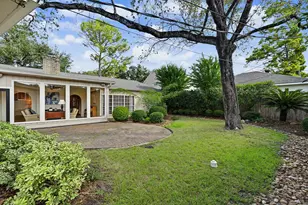 7915 Meadow Lake Ln, Houston, TX 77063 - Photo 23