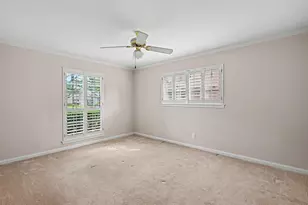 7915 Meadow Lake Ln, Houston, TX 77063 - Photo 19