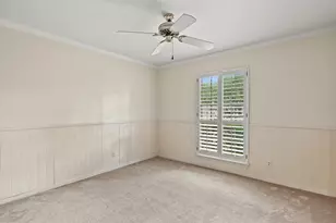 7915 Meadow Lake Ln, Houston, TX 77063 - Photo 17