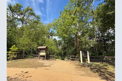 7915 Meadow Lake Lane, Houston, TX 77063 - Photo 25